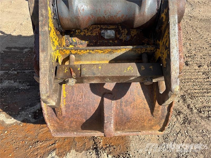 John Deere 250G Tracked Excavator 履带挖掘机