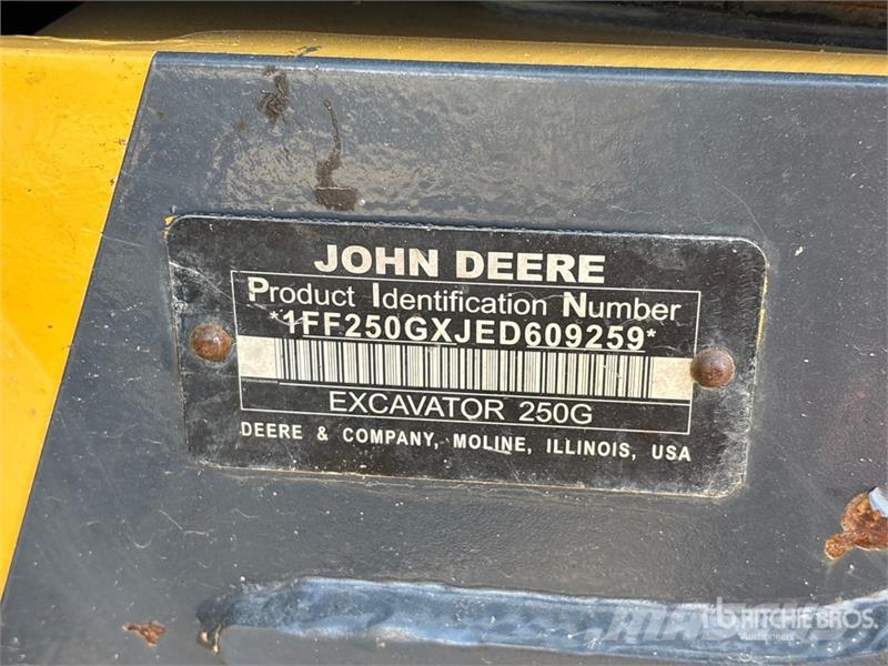 John Deere 250G Tracked Excavator 履带挖掘机