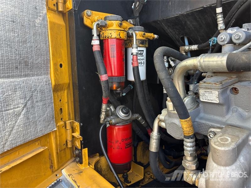 John Deere 250G Tracked Excavator 履带挖掘机