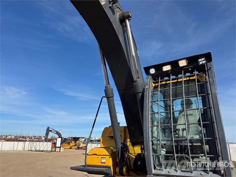 John Deere 250G Tracked Excavator 履带挖掘机