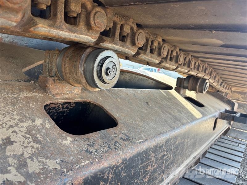 John Deere 250G Tracked Excavator 履带挖掘机