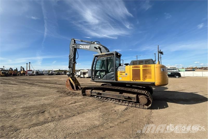 John Deere 250G Tracked Excavator 履带挖掘机