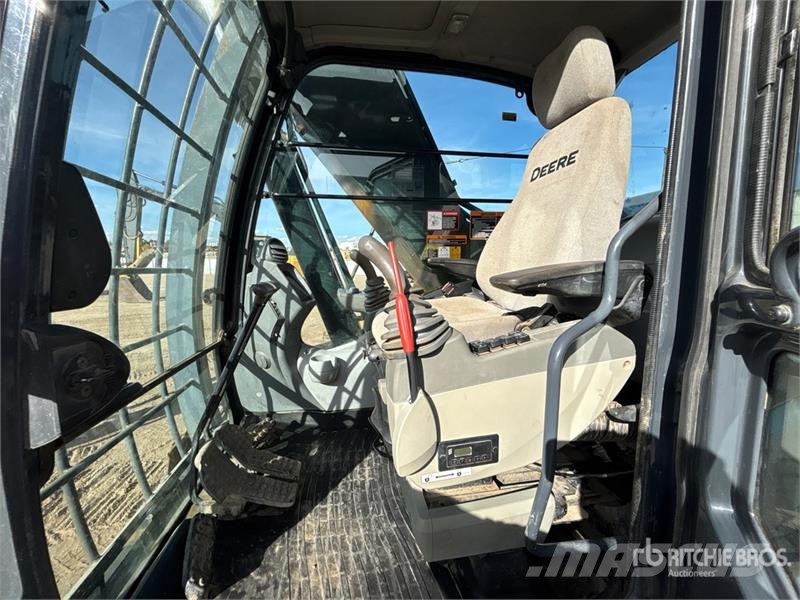 John Deere 250G Tracked Excavator 履带挖掘机