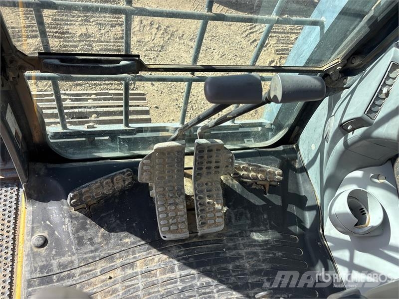 John Deere 250G Tracked Excavator 履带挖掘机