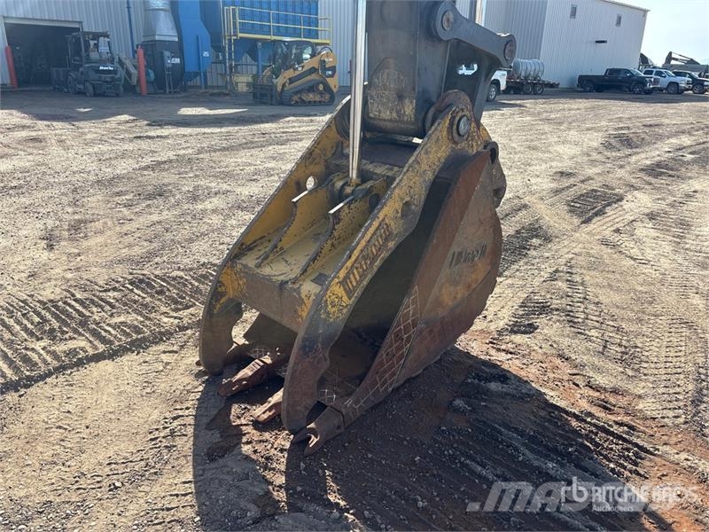 John Deere 250G Tracked Excavator 履带挖掘机