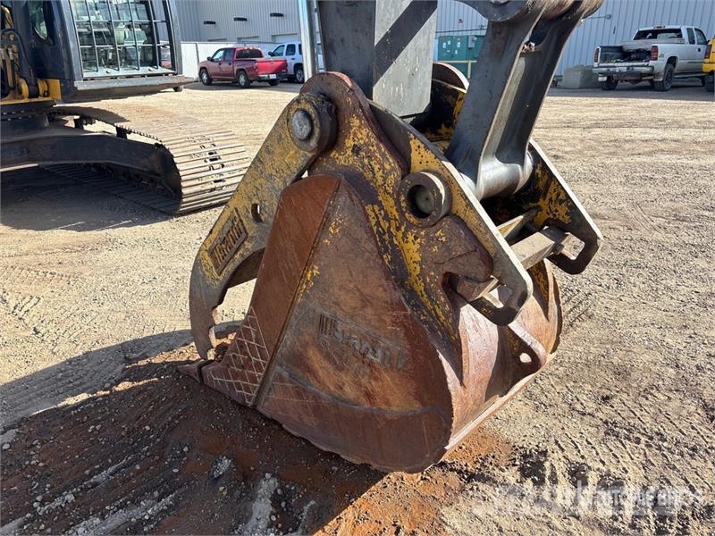 John Deere 250G Tracked Excavator 履带挖掘机