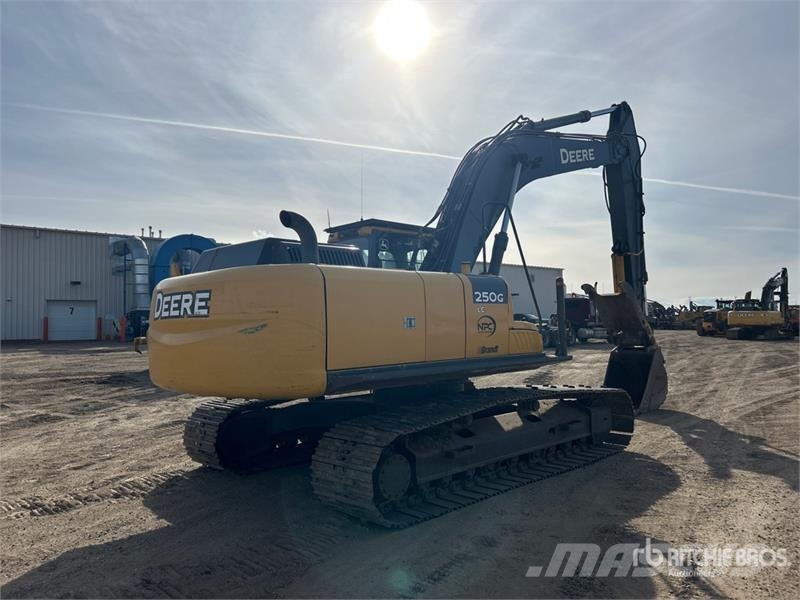 John Deere 250G Tracked Excavator 履带挖掘机