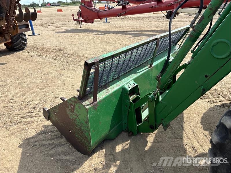 John Deere 2550 4WD Tractor Tractors