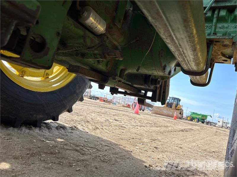 John Deere 2550 4WD Tractor Tractors