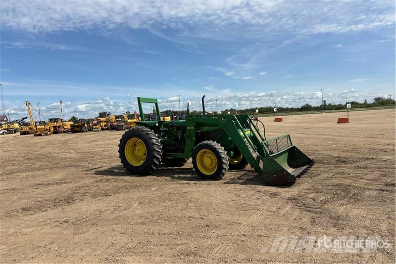 John Deere 2550 4WD Tractor Tractors