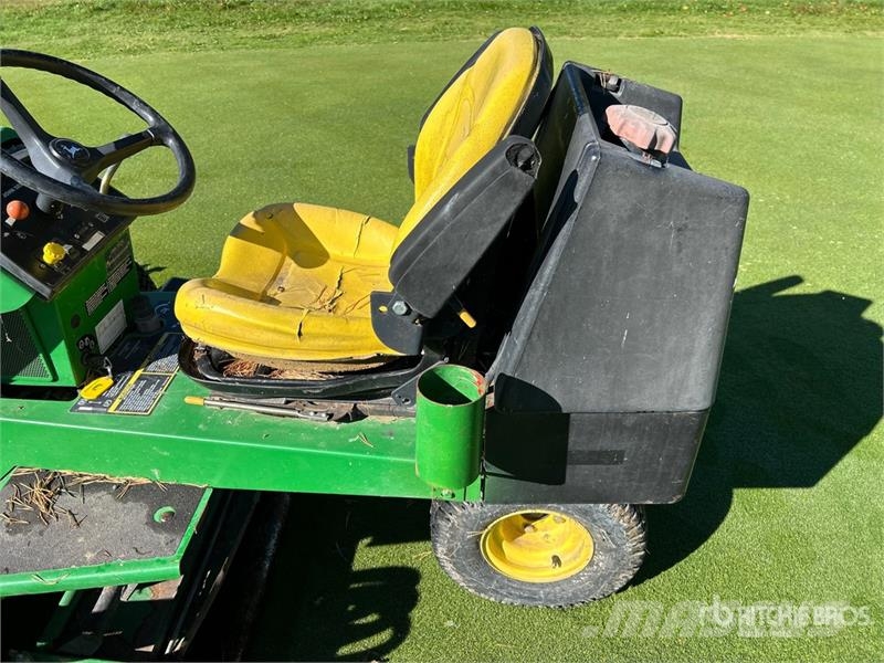 John Deere 2635A Greens Mower مكونات أخرى
