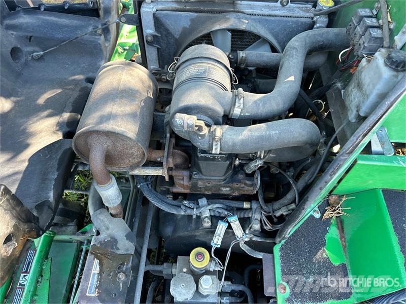 John Deere 2653B Fairway Mower (Inoperable) ماكينات جز العشب