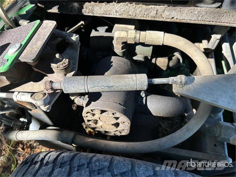 John Deere 2653B Fairway Mower (Inoperable) ماكينات جز العشب