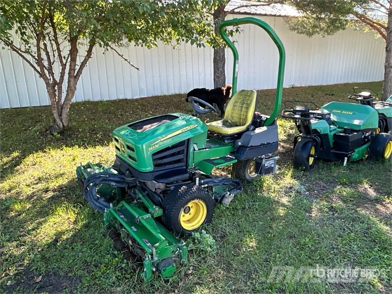 John Deere 2653B Fairway Mower (Inoperable) ماكينات جز العشب