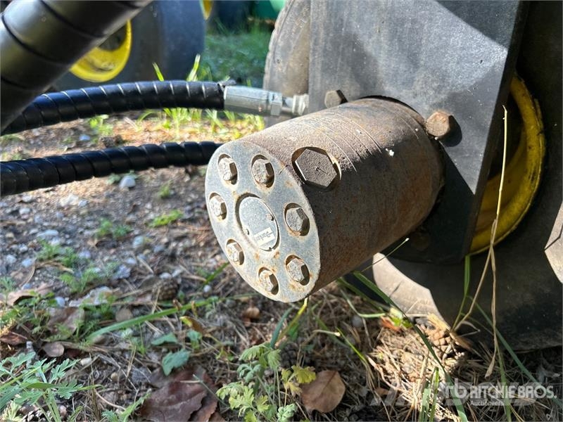 John Deere 2653B Fairway Mower (Inoperable) ماكينات جز العشب