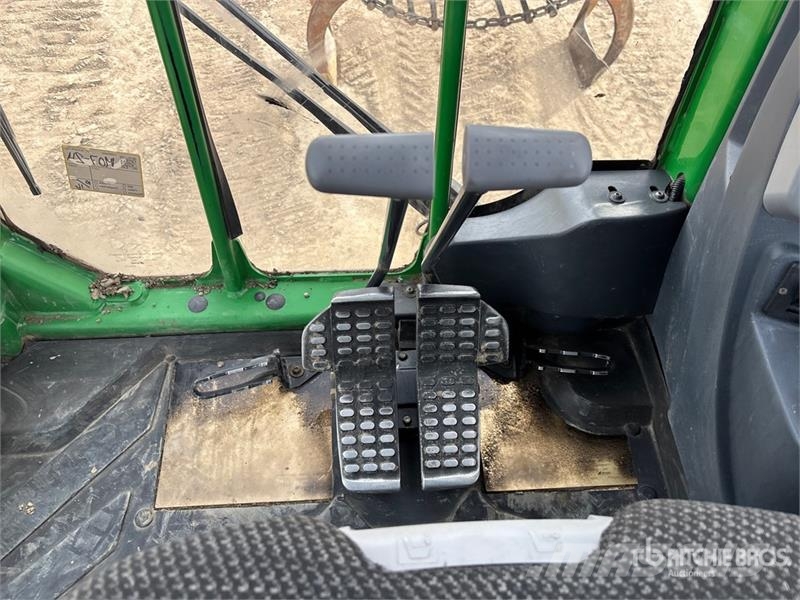 John Deere 2656G LC Short Wood Log Loader Átrakógépek
