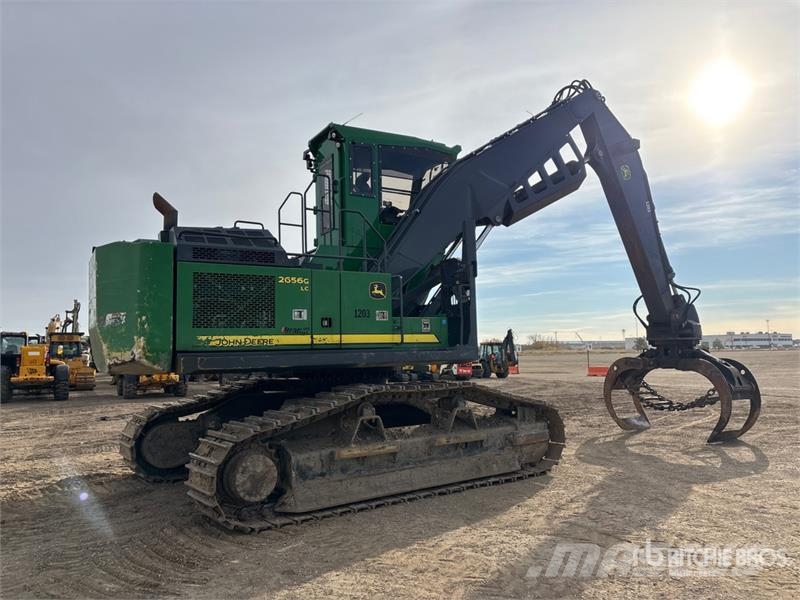 John Deere 2656G LC Short Wood Log Loader Átrakógépek
