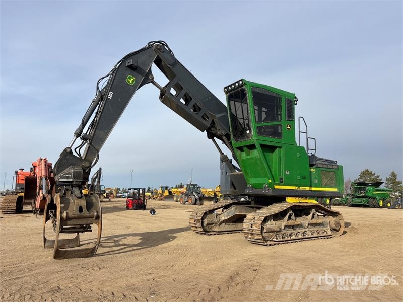 John Deere 2656G LC Short Wood Log Loader Átrakógépek