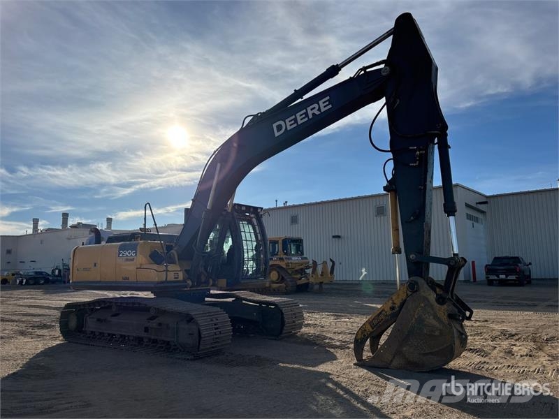 John Deere 290G LC Crawler excavators
