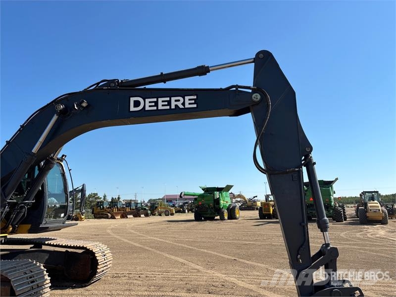 John Deere 290G LC Tracked Excavator Beltegraver