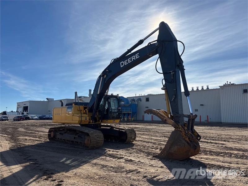 John Deere 290GLC Tracked Excavator حفارات زحافة
