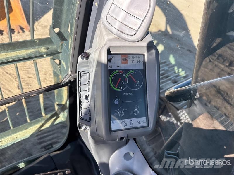 John Deere 290GLC Tracked Excavator حفارات زحافة