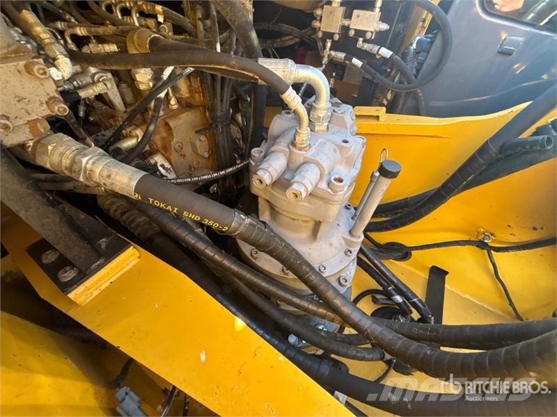John Deere 290GLC Tracked Excavator حفارات زحافة
