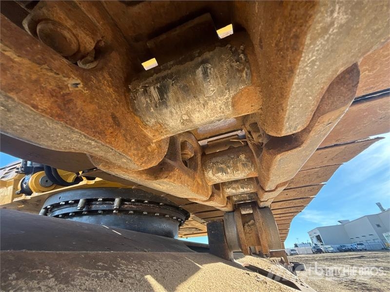 John Deere 290GLC Tracked Excavator حفارات زحافة