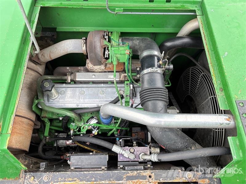 John Deere 2954D Átrakógépek