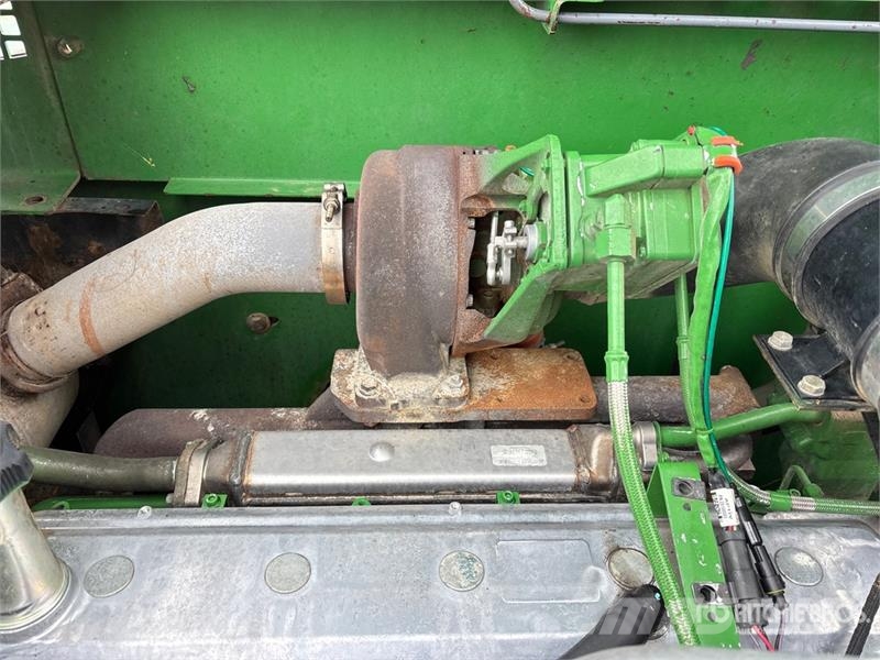 John Deere 2954D Átrakógépek
