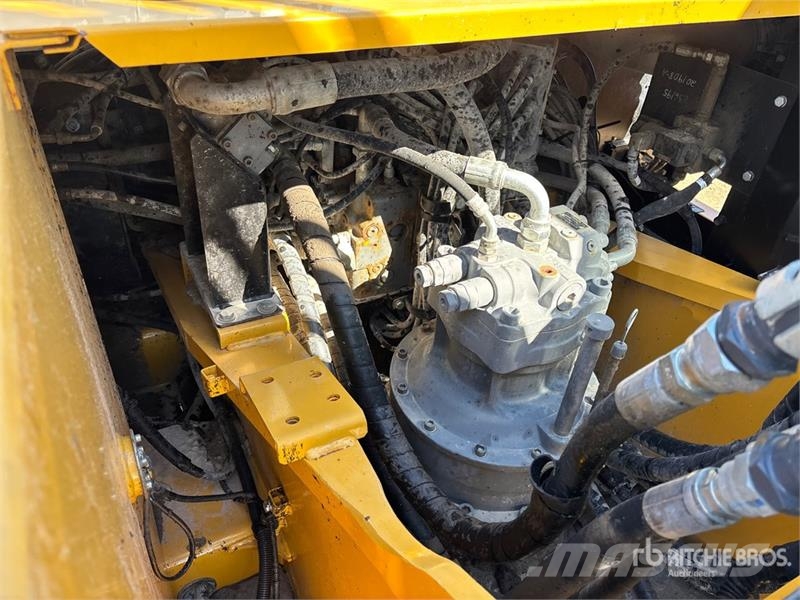 John Deere 300 P-Tier Beltegraver