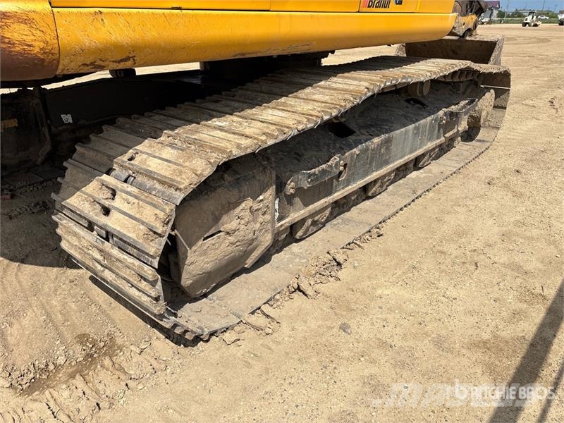 John Deere 300 P-Tier Beltegraver