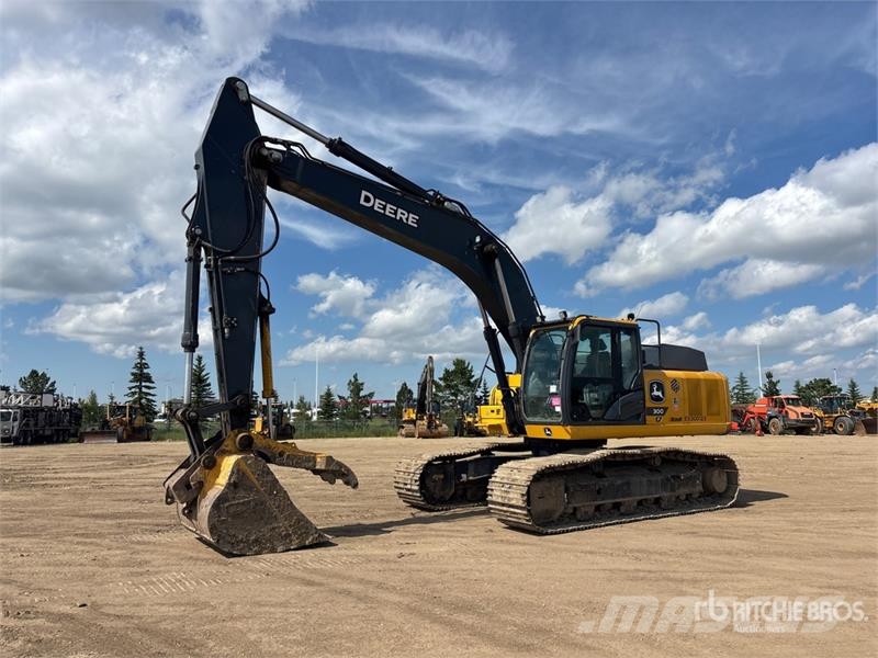 John Deere 300 P-Tier Beltegraver