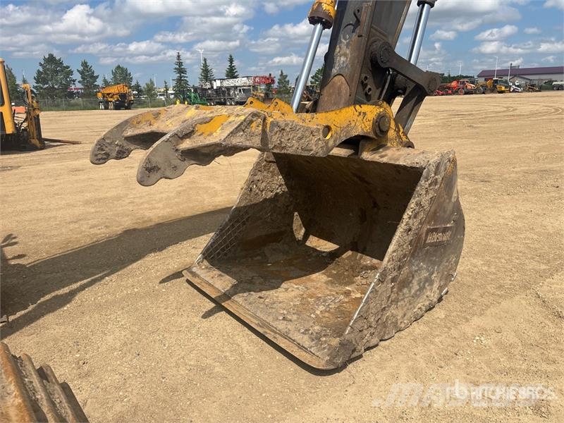 John Deere 300 P-Tier Beltegraver