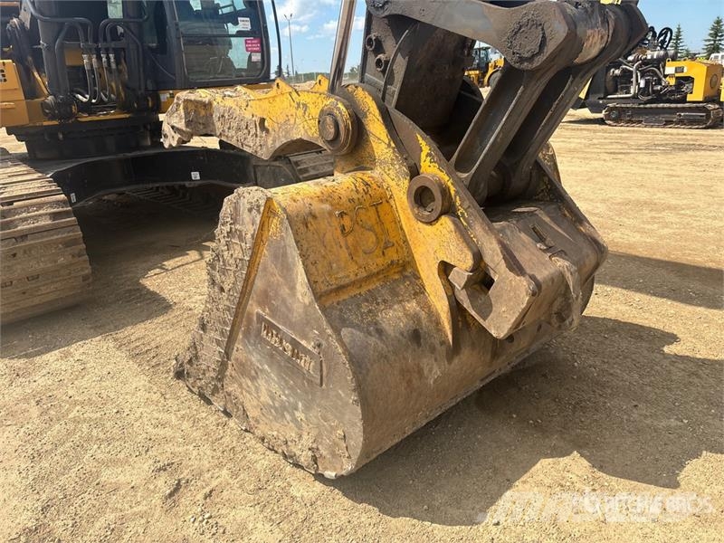 John Deere 300 P-Tier Beltegraver