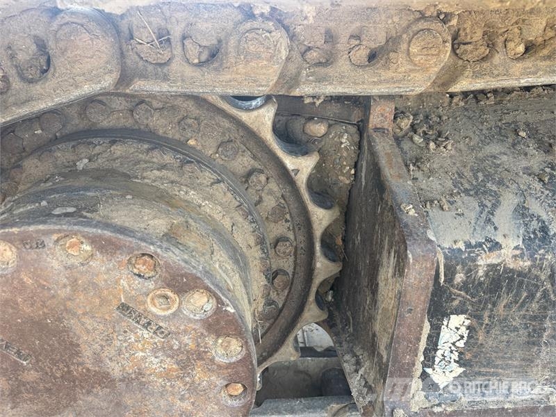 John Deere 300 P-Tier Beltegraver