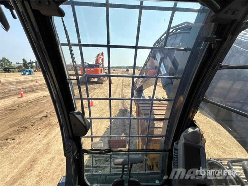 John Deere 300P Tracked Excavator Beltegraver