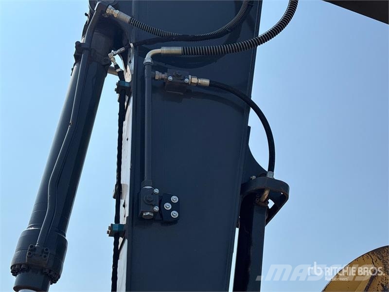 John Deere 300P Tracked Excavator Beltegraver