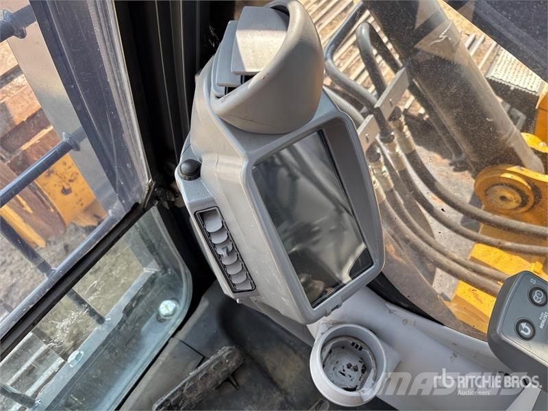 John Deere 300P Tracked Excavator Beltegraver