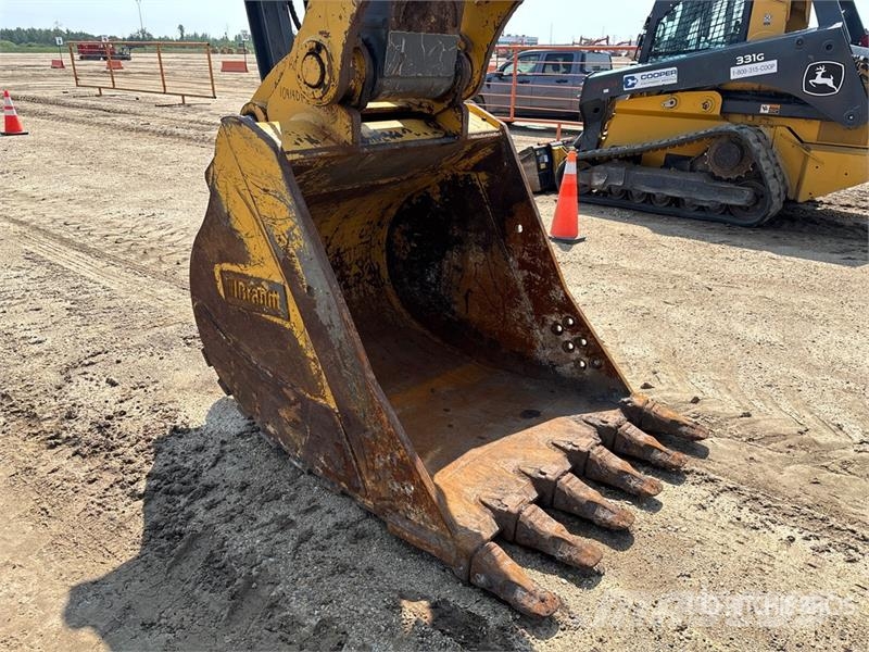 John Deere 300P Tracked Excavator Beltegraver