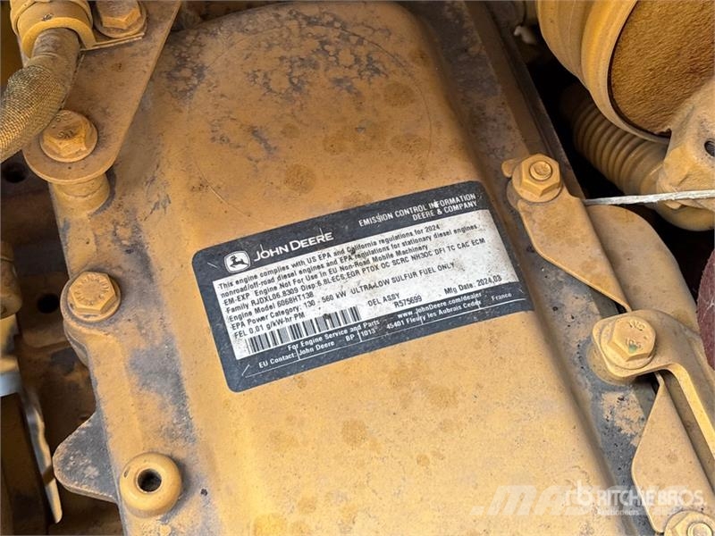 John Deere 300P Tracked Excavator Beltegraver