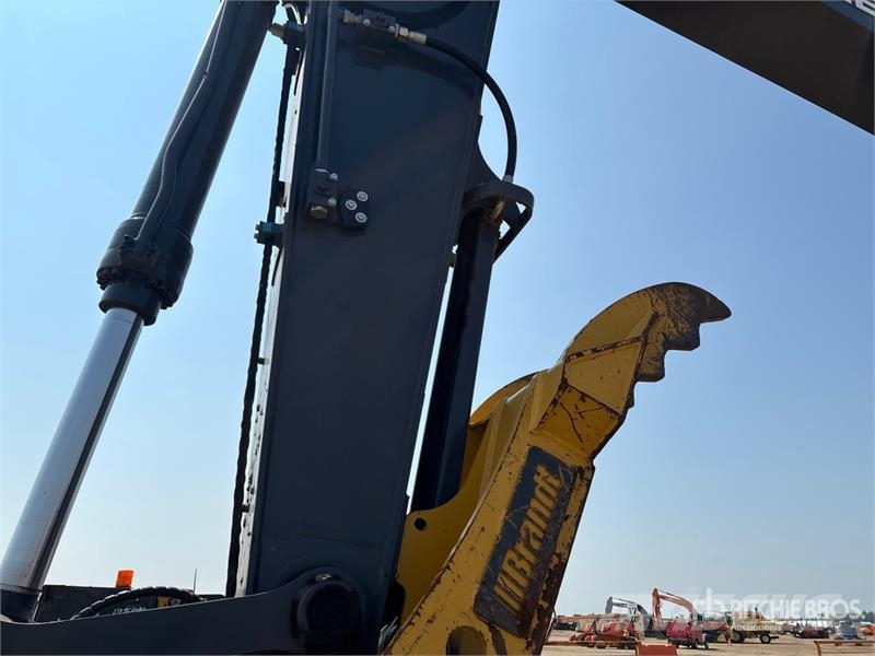 John Deere 300P Tracked Excavator Beltegraver