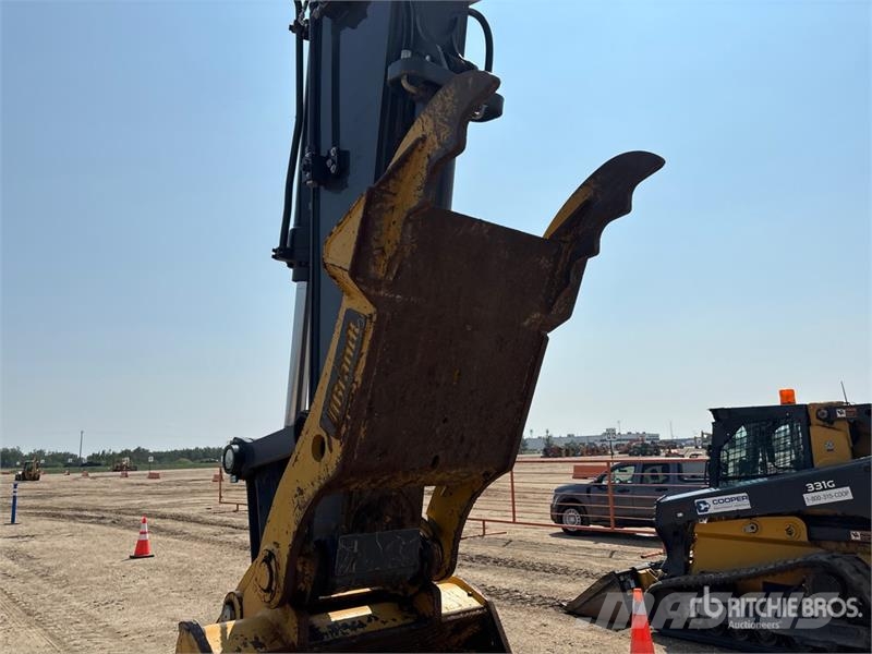 John Deere 300P Tracked Excavator Beltegraver