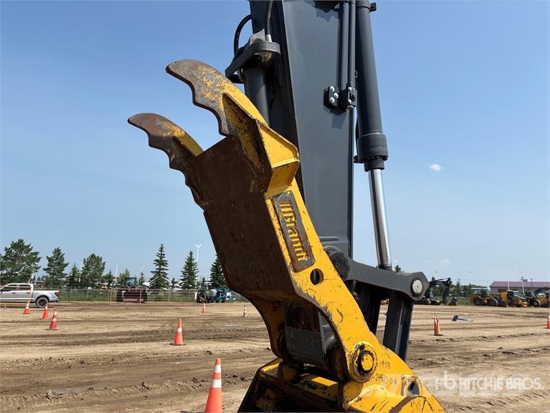 John Deere 300P Tracked Excavator Beltegraver