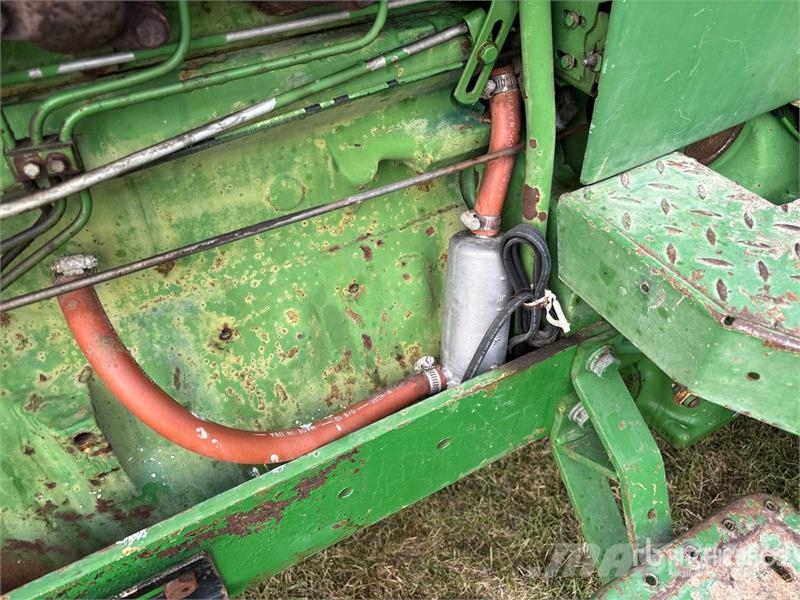 John Deere 3140 2WD Tractor Traktorer