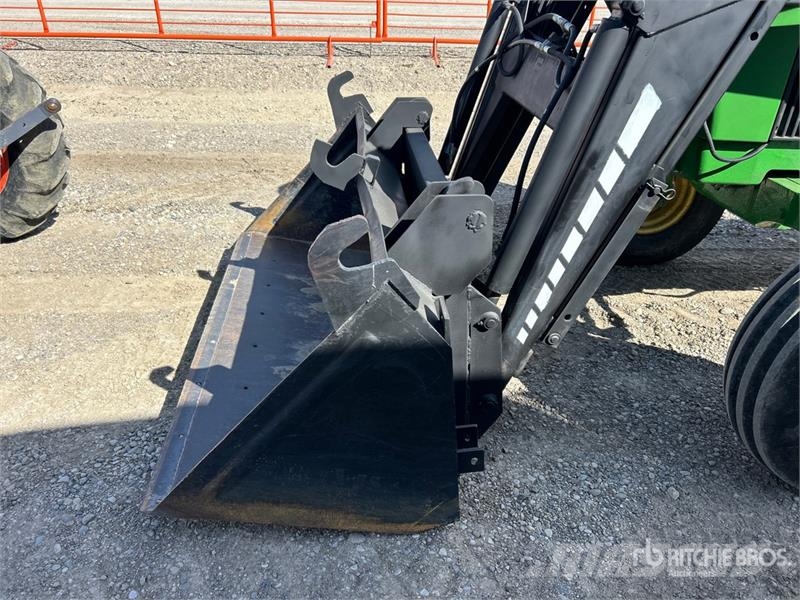 John Deere 3140 2WD Utility Tractor Naudoti kompaktiški traktoriai