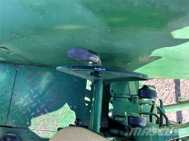 John Deere 3140 2WD Utility Tractor Naudoti kompaktiški traktoriai