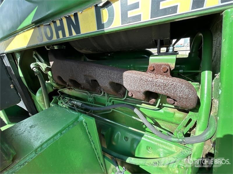 John Deere 3140 2WD Utility Tractor Naudoti kompaktiški traktoriai