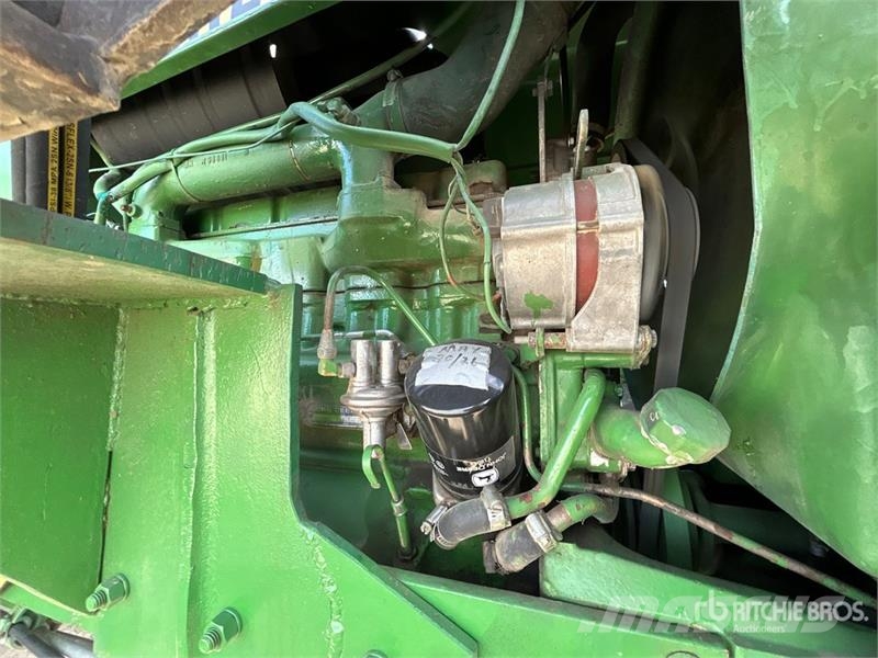 John Deere 3140 2WD Utility Tractor Naudoti kompaktiški traktoriai