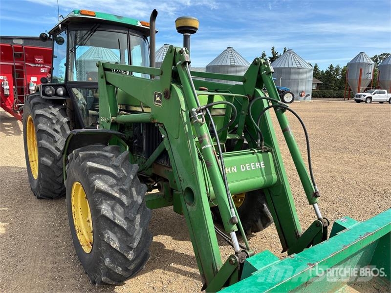 John Deere 3155 4WD Tractor Traktorit